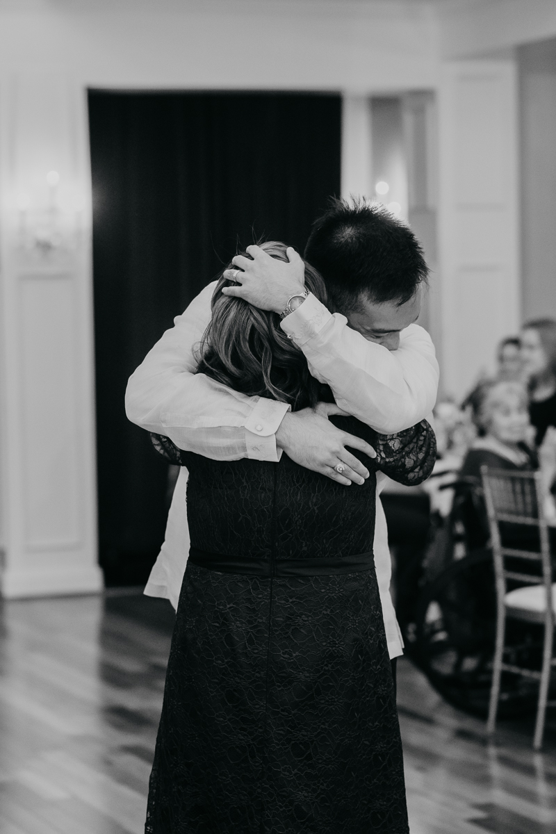 A stunning garden wedding reception at Rose Hill Manor in Leesburg, Virginia by Britney Clause Photography