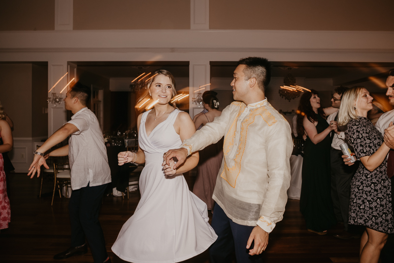 A stunning garden wedding reception at Rose Hill Manor in Leesburg, Virginia by Britney Clause Photography