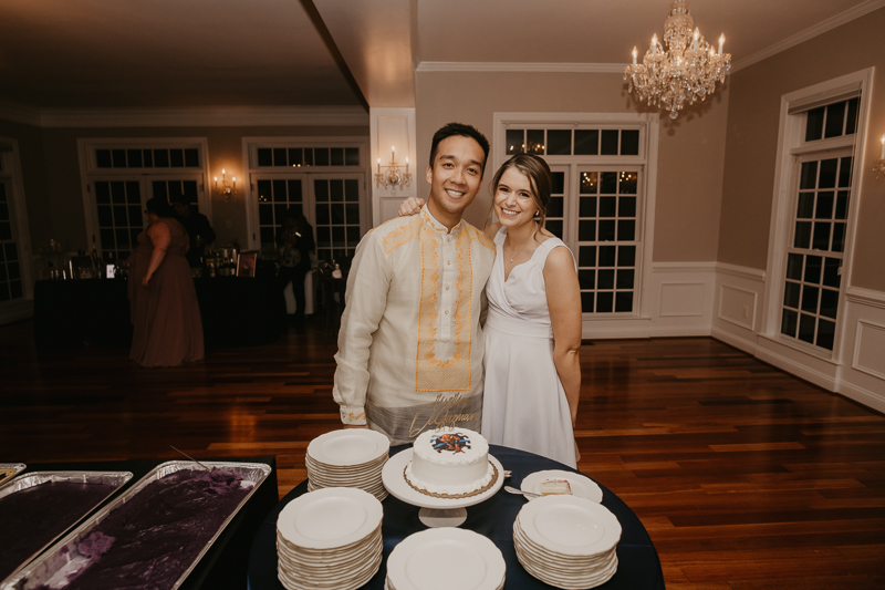 A stunning garden wedding reception at Rose Hill Manor in Leesburg, Virginia by Britney Clause Photography