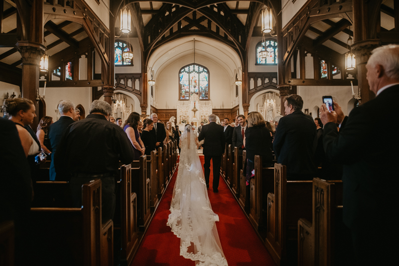 Amazing church wedding ceremony at the Shrine of the Sacred Heart by Britney Clause Photography