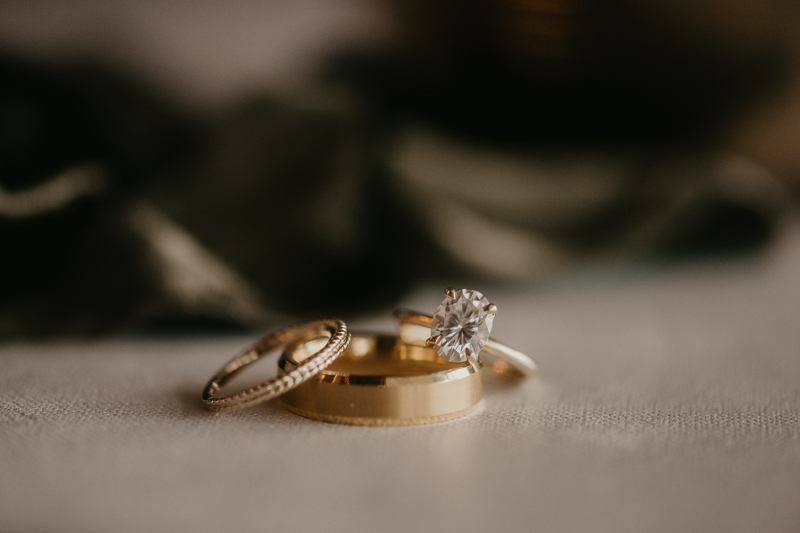 Gorgeous wedding details at Kylan Barn in Delmar, Maryland by Britney Clause Photography