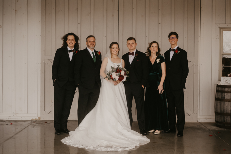 Beautiful family wedding portraits at Kylan Barn in Delmar, Maryland by Britney Clause Photography